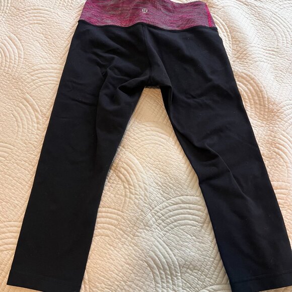 Lululemon Cropped Leggings - Picture 4 of 6